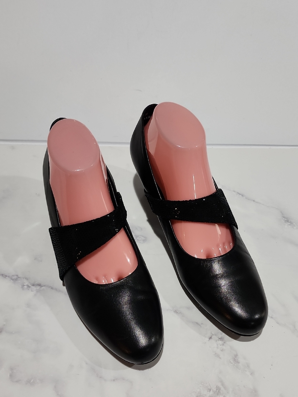 Munro Black Leather Low Block Heels
